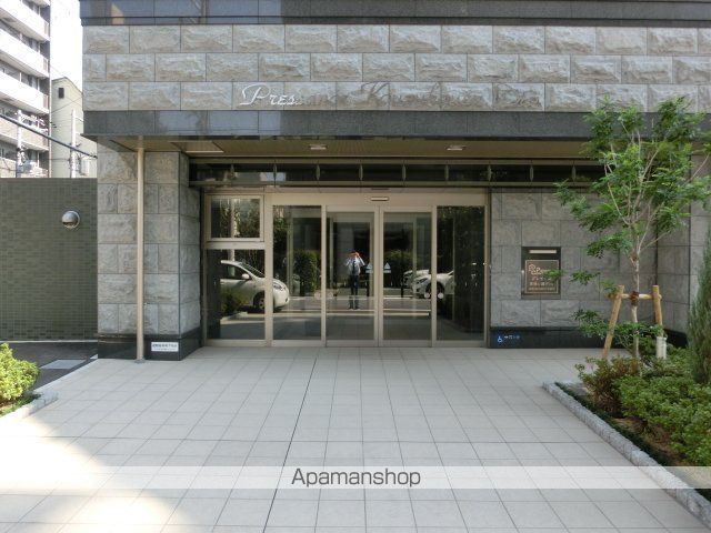 プレサンス高津公園DIOの玄関写真