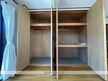 高芝ハイツ檀紙[2LDK/76.71m2]の収納