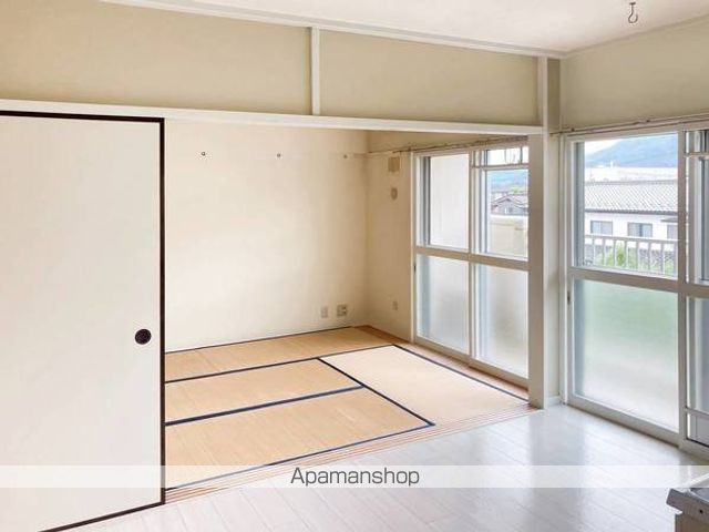 ビレッジハウス八幡2号棟の内装写真