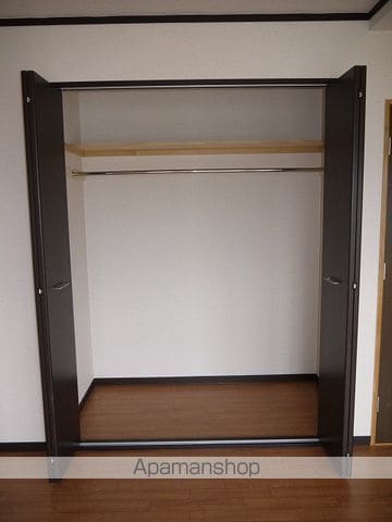 サープラスちくまのの内装写真