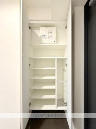 エレミ本蓮沼[2K/25.25m2]のリビング・居間9