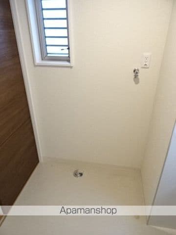 ウエストコート六軒の内装写真