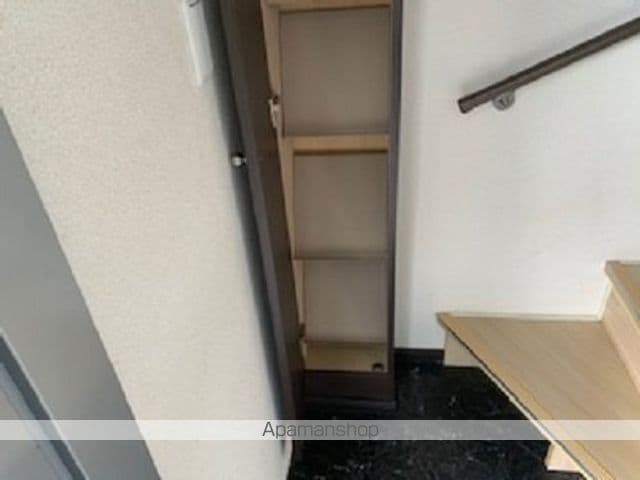レオネクスト六軒屋の内装写真