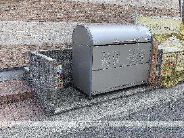 レオパレスKURATAIIの外観写真
