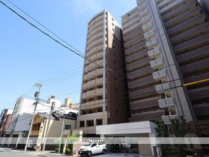 プレサンス泉アーバンゲート[1R/20.16m2]の外観3