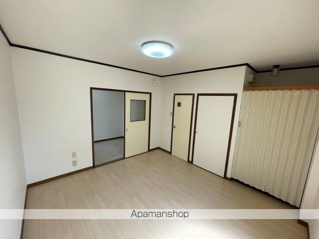 プラザハピネス小若江の内装写真
