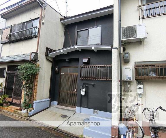 西京極前田町4-23貸家の外観写真