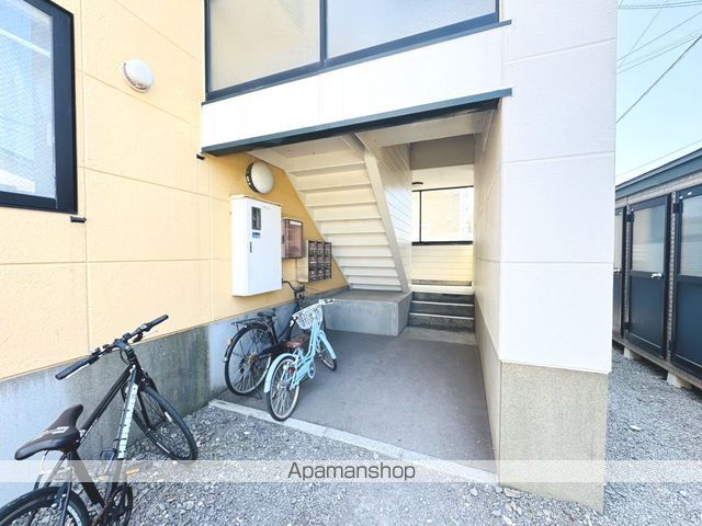 エムエイトハイツの玄関写真