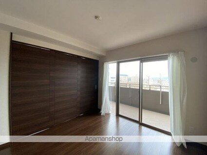 ロイヤルガーデン県庁前第２[3LDK/73.25m2]の内装2