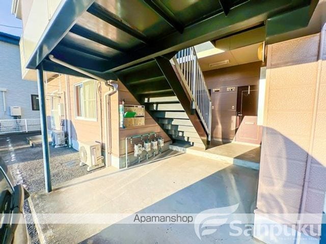 サンシャインIの玄関写真