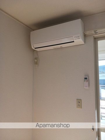 サムシンエルスの内装写真