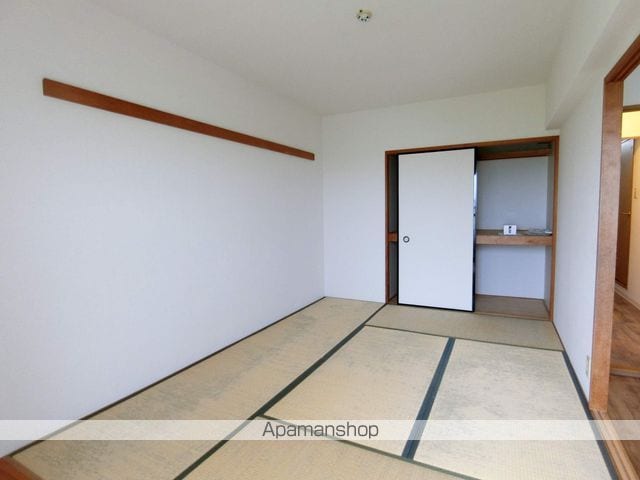 SPOONIIIの内装写真