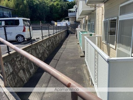 香川県高松市牟礼町牟礼[1LDK/40.04m2]の共用部1