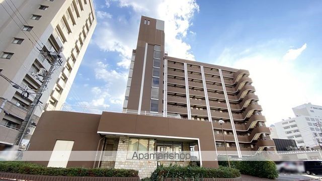 厚生町クラウンズマンションの外観写真