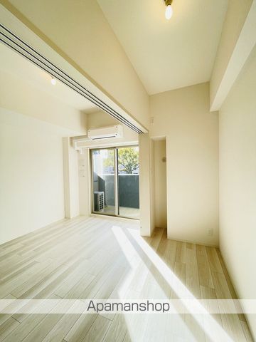 エスリードザ・レガリア新栄PREMIERの内装写真