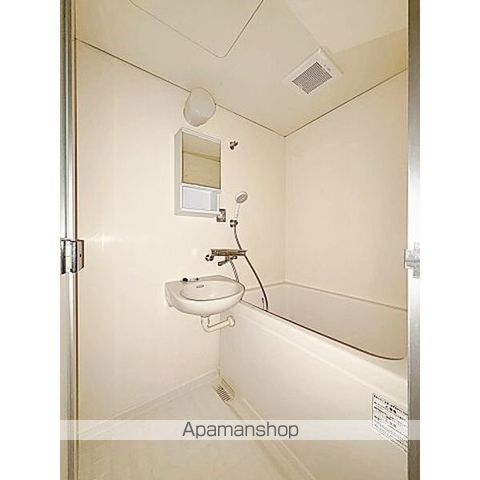 フィープル一社の内装写真