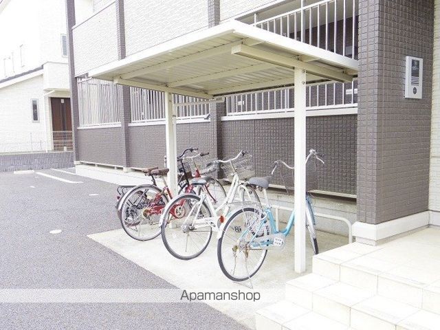 ハイライズ学園の森の内装写真
