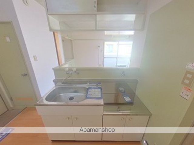 HOUSE安全地帯の内装写真
