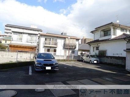 松山南マンション[3DK/54.02m2]の駐車場