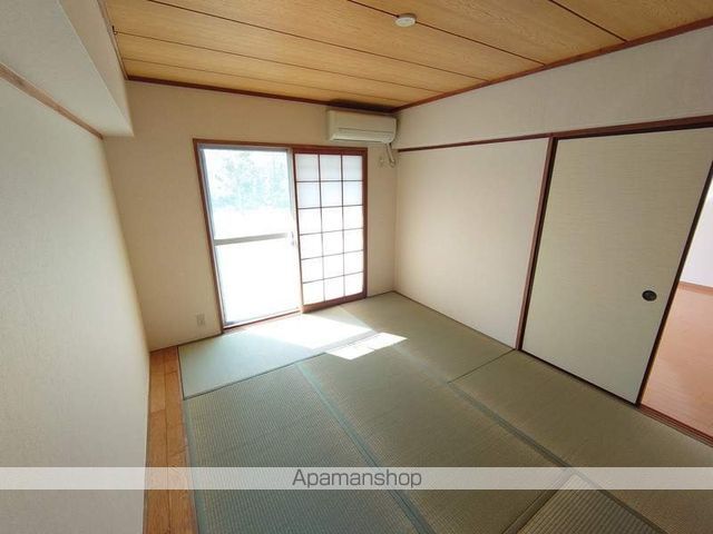 北柏ライフタウン松葉町四丁目第三団地13号棟の内装写真