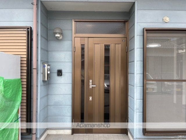 TAKAIハイツの玄関写真