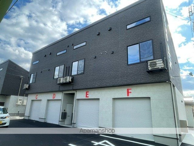 BASE SIIKの玄関写真