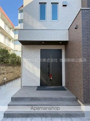 ブレッシア石神井公園[1LDK/41.25m2]のエントランス