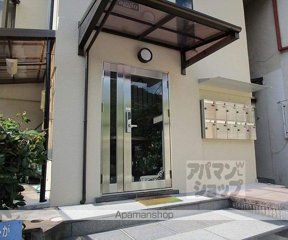 CASA CORAGGIOの玄関写真
