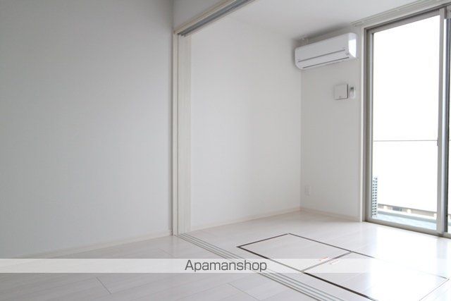 RIZ GRANDE 花畑の内装写真