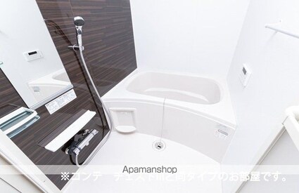 フェリシア南小泉[1K/27.02m2]のバス