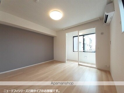 フォンターナ・アモーレⅠ[1K/33.2m2]のリビング・居間
