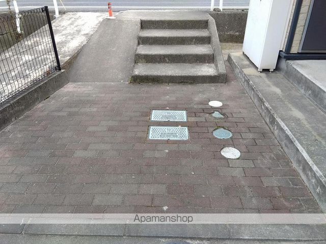 レオパレスプラビエ[1K/23.61m2]の共用部1