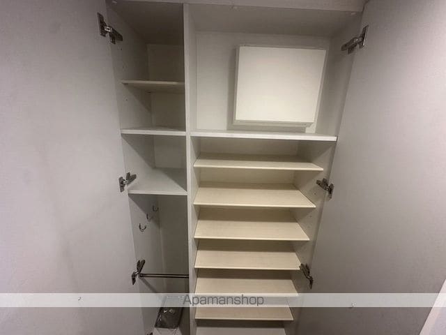 レジュールアッシュ谷町四丁目グランクラスの内装写真