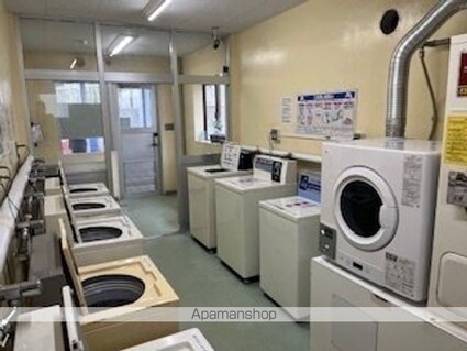 グリーンハイツ国見Ｅ棟[1R/22.4m2]の周辺3