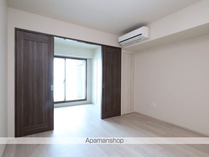 ザ・グランアルト栄[1LDK/37.54m2]のリビング・居間