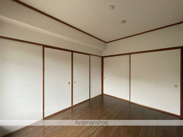 グランドール泉中央IIの内装写真