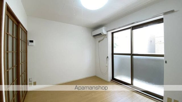 メゾン山盛の内装写真