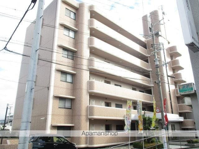 マンショングランメールの外観写真