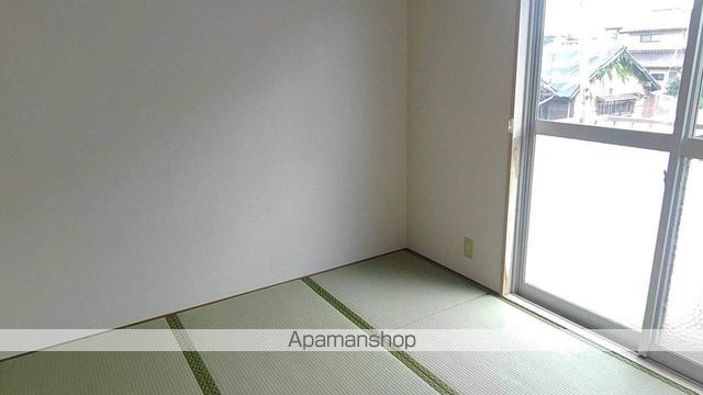 巻幡アパートの内装写真