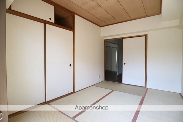 メゾンカーサー2号館の内装写真