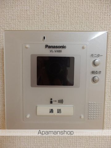 グリーンコート貝塚3号館の内装写真