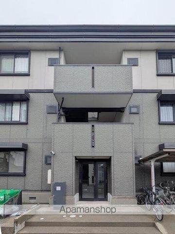 ピラタス Vの玄関写真