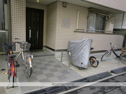 Ｖｉｌｌａ　Ｖｉｃｉｎａ[1K/23.96m2]のエントランス