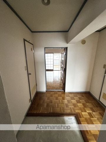 コーポ中山C棟の内装写真