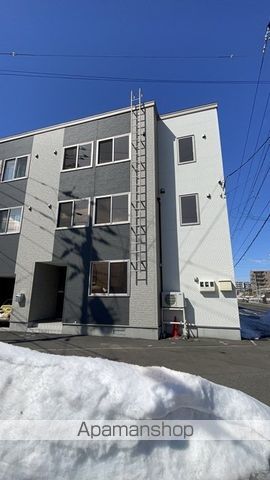 札幌市東西線 新さっぽろ駅 徒歩10分 3階建 築14年の外観写真