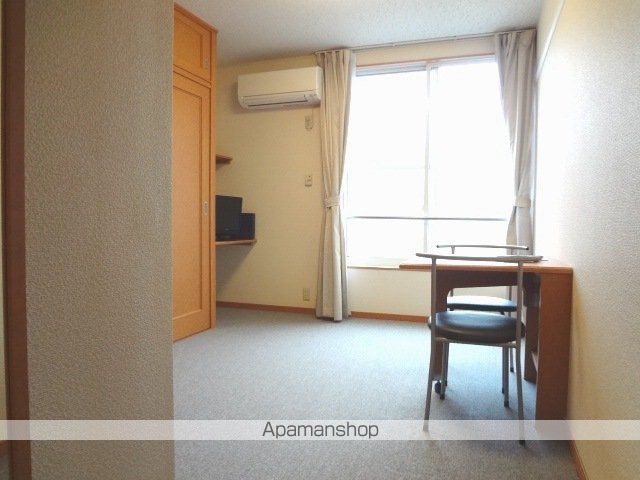 レオパレスフィレーツェの内装写真