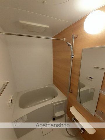MODE EIGHT IIの内装写真