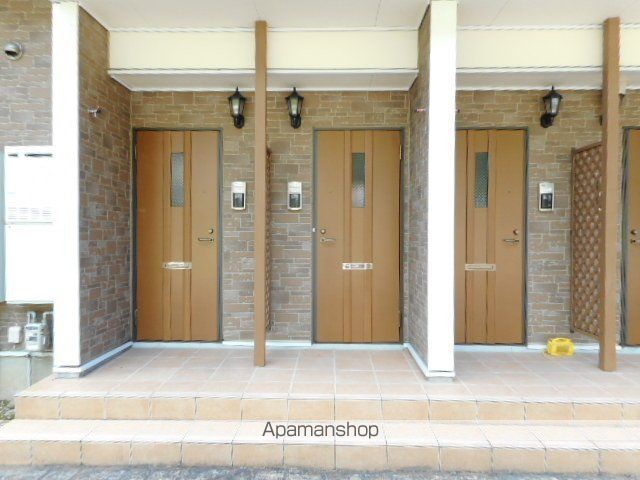 サンリット Aの玄関写真
