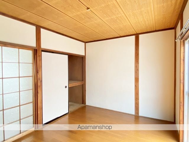 磐田市 1階建 築52年の内装写真