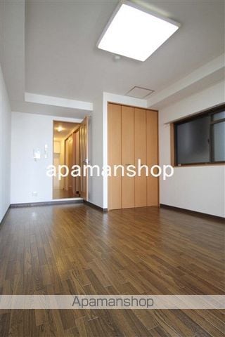 ファミーユの内装写真
